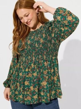 2X • Torrid • Peplum Crinkle Gauze Smocked Top